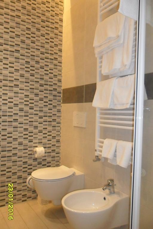 Location Lory Hotel Busto Arsizio Luaran gambar