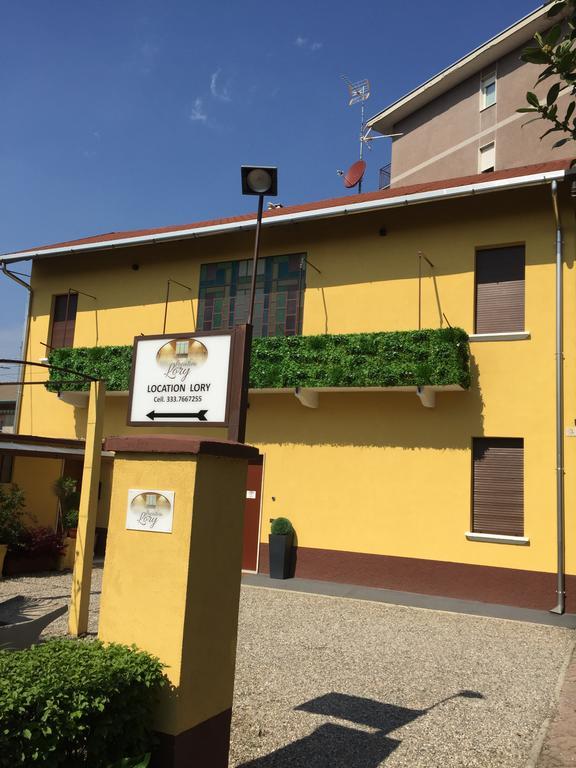 Location Lory Hotel Busto Arsizio Luaran gambar