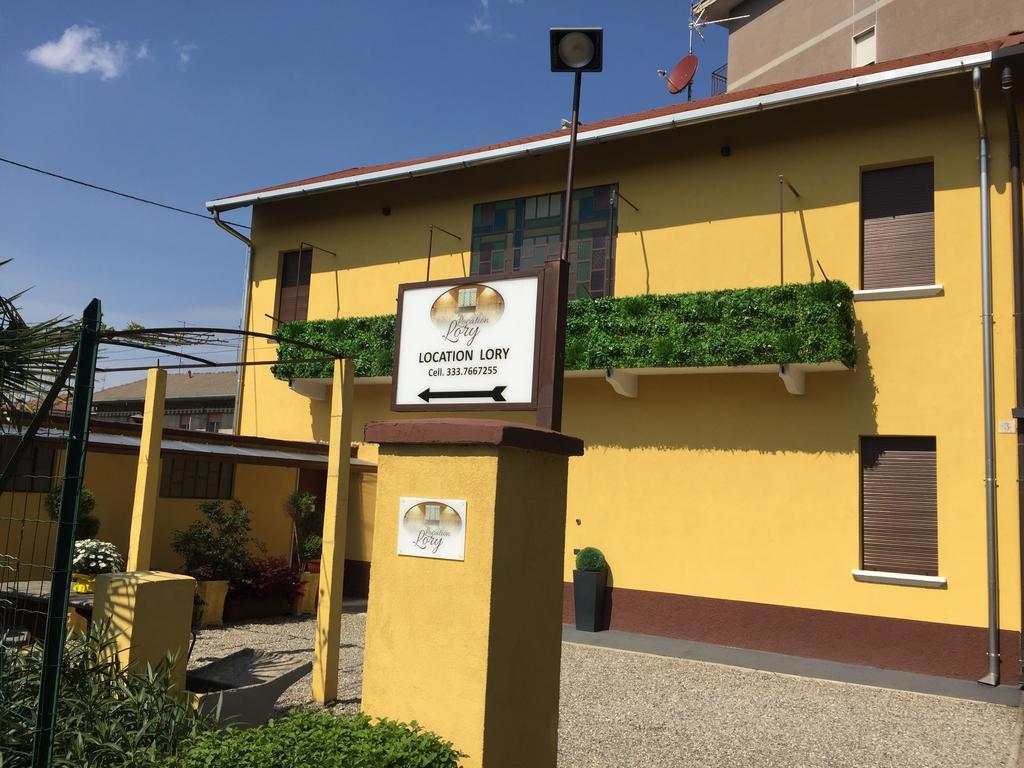 Location Lory Hotel Busto Arsizio Luaran gambar