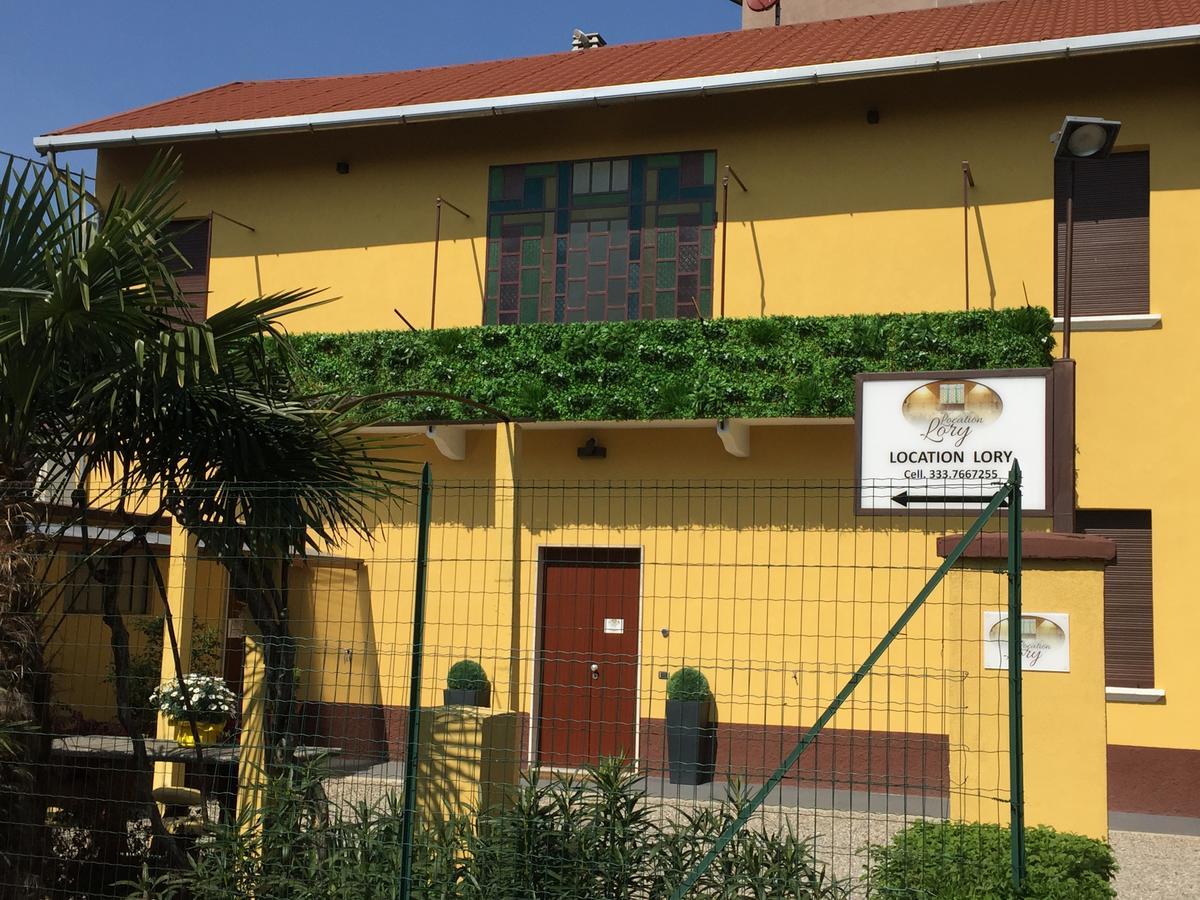 Location Lory Hotel Busto Arsizio Luaran gambar